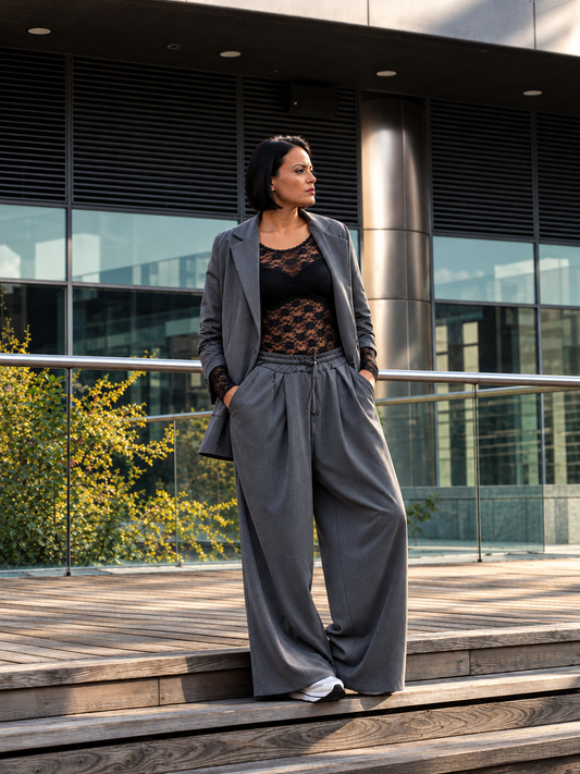 Completo Donna Urban Chic Grigio – Blazer e Pantalone Wide Leg